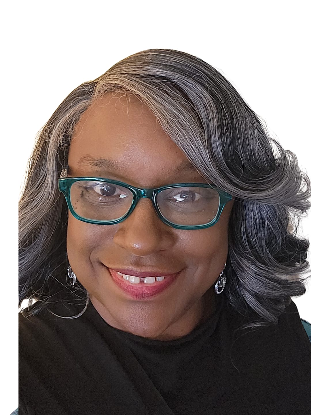 Customer photo review of Sensationnel Dashly Salt & Pepper 4" Deep Part HD Lace Front Wig - SP LACE UNIT 2
