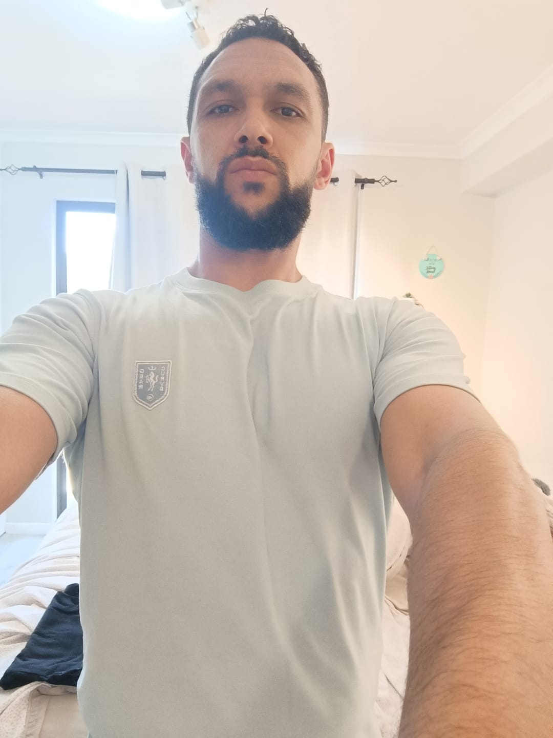 Customer photo review of Bolt T-Shirt Black