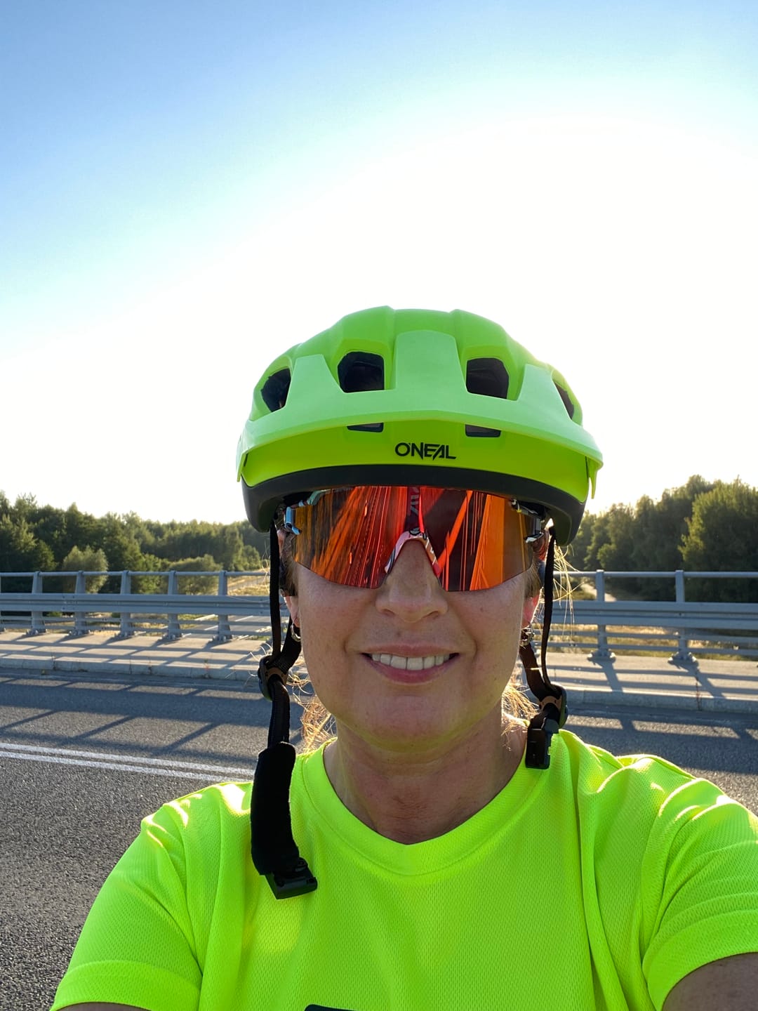 Customer photo review of ROCKBROS Malowane Okulary Rowerowe Fotochromowe Okulary Kolarskie Wiatroszczelne UV400