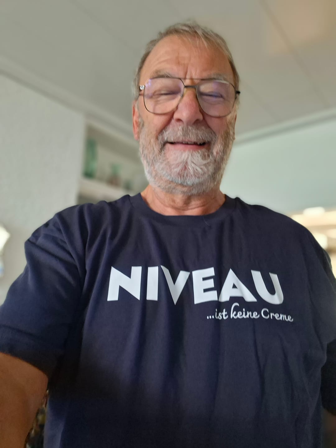 Customer photo review of Niveau - Premium Shirt