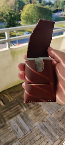 Customer photo review of Slimmad plånbok i äkta läder