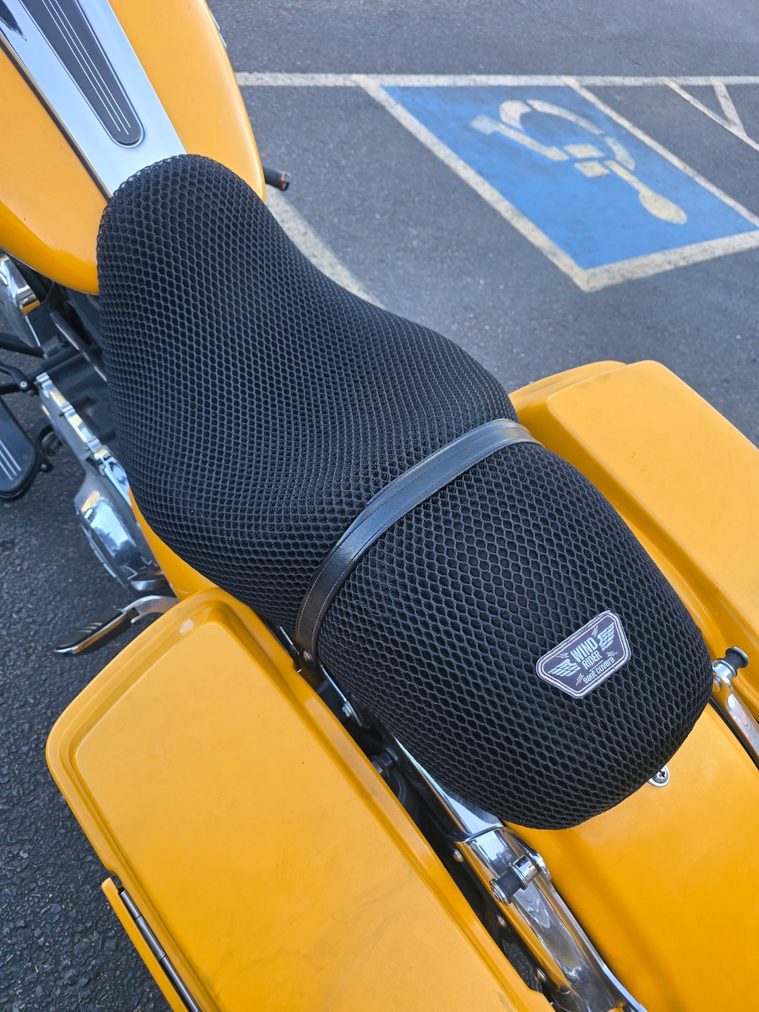 Wind Rider mesh seat cover on a Harley Davidson Street Glide
