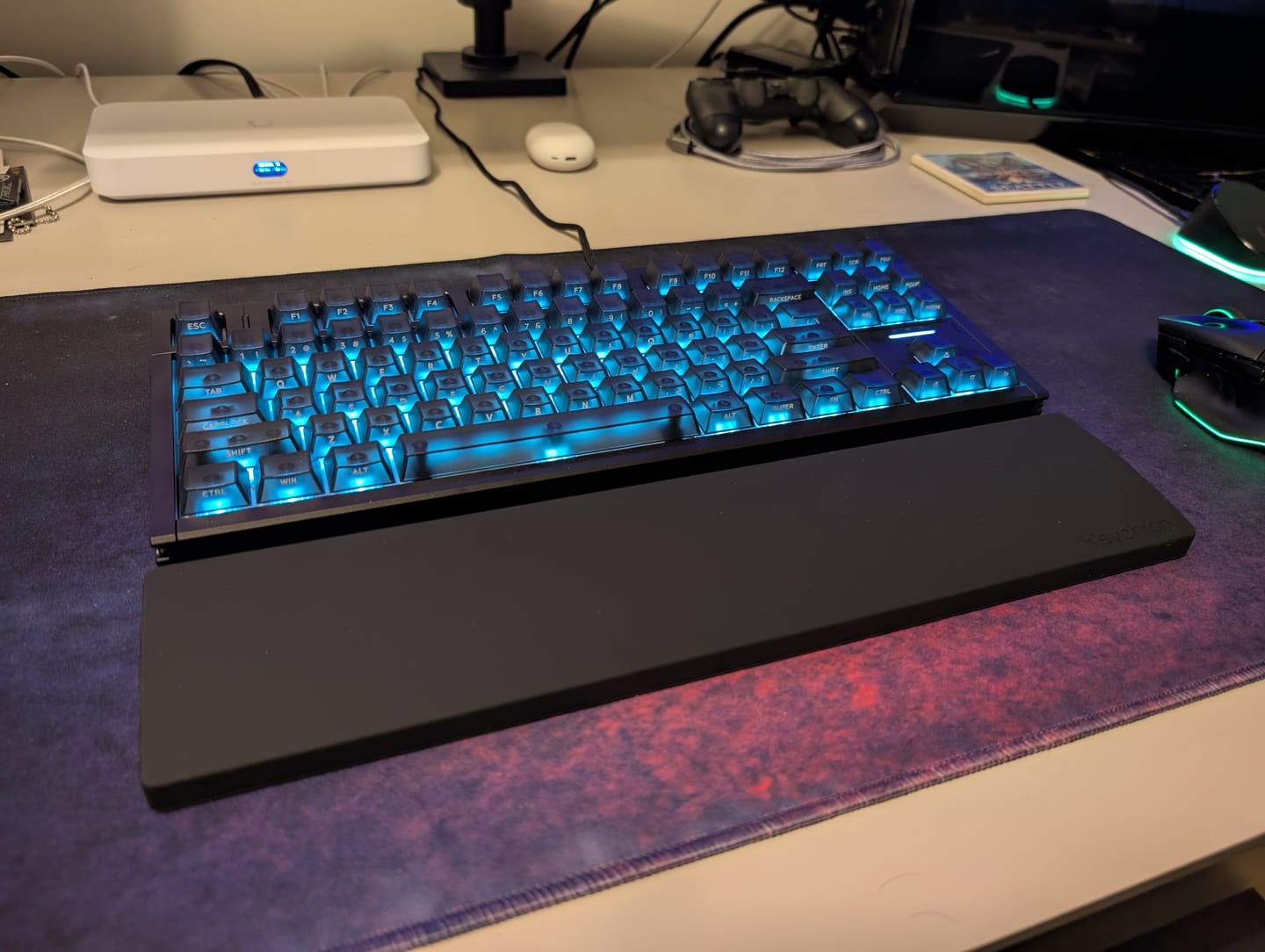 Customer photo review of IQUNIX EZ80 Magnetic Switch Hall Effect Gaming Keyboard