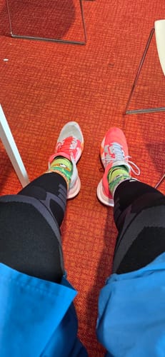 Customer photo review of Compression Sleeves V2 for Knees and Legs