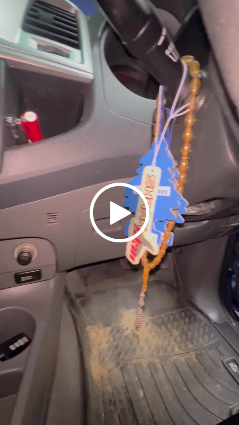 Customer video review of Sharkskin Ocean Scent Car Air Freshener – Long-Lasting Freshness for Your Ride