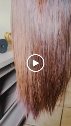 Kgothatso M. review of 2X6 OMBRE CHOC BROWN VIETNAMESE SDD BONE STRAIGHT WIGS image 1 out of 1