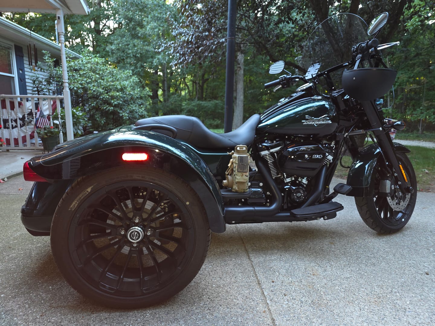 Customer photo review of 32oz Battle Bottle Bundles