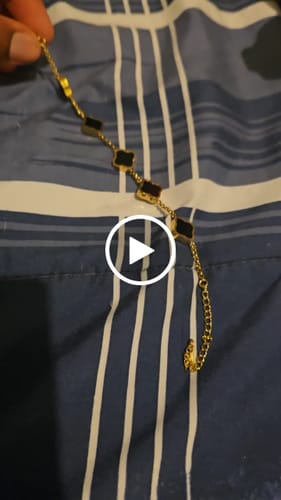 Customer video review of Celine Clover Bracelet