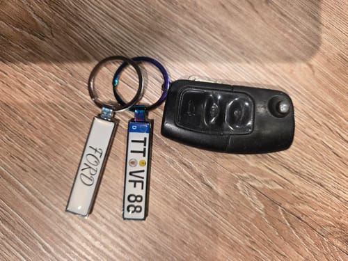 Customer photo review of Metall Schlüsselanhänger personalisiert mit Name, Text, Spruch und Foto