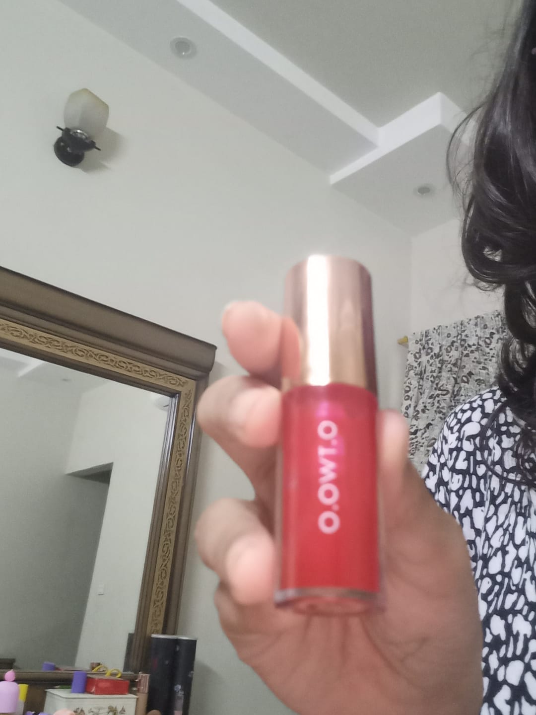 Customer photo review of O.TWO.O PLUMP SHINY CRYSTAL LIP GLOSS