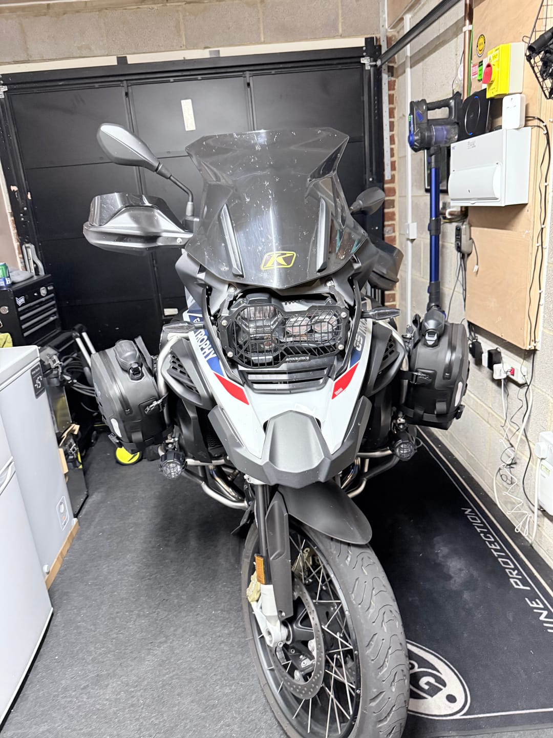 Customer photo review of Wanderer Motorcycle Crash Bar Bags – Inflatable/Non-Inflatable, Waterproof Frame Bags with Reflective Strips & Anti-Theft System (Pair)