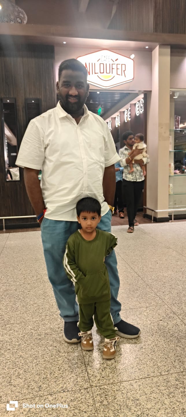 Customer photo review of User Cotton - 100% Cotton Formal White Shirts Pack Of 2 Combo For Men | Uathayam