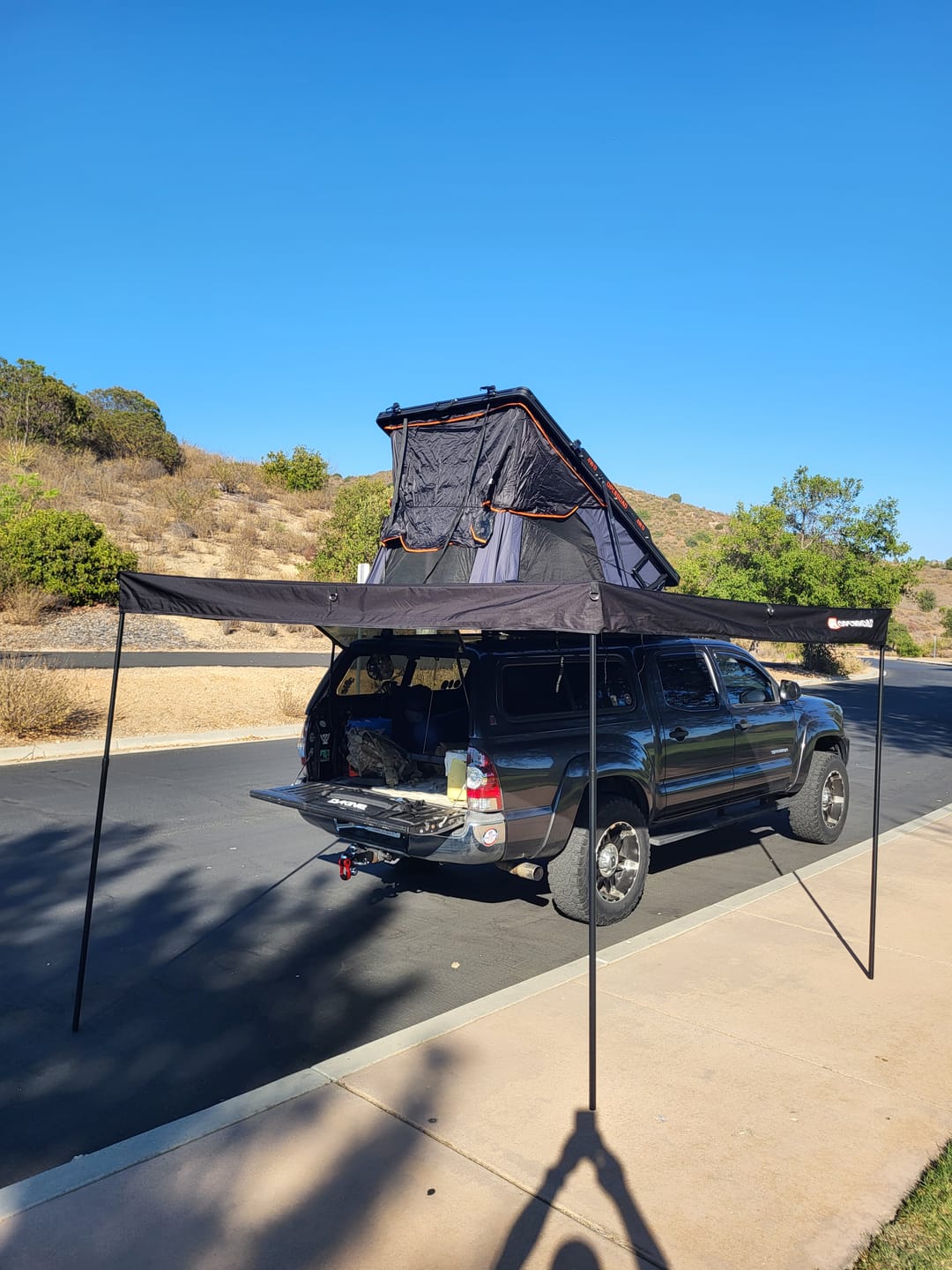 Customer photo review of OPENROAD Aluminum Hard Shell Roof Top Tent-PeakRoof LT V2 Series