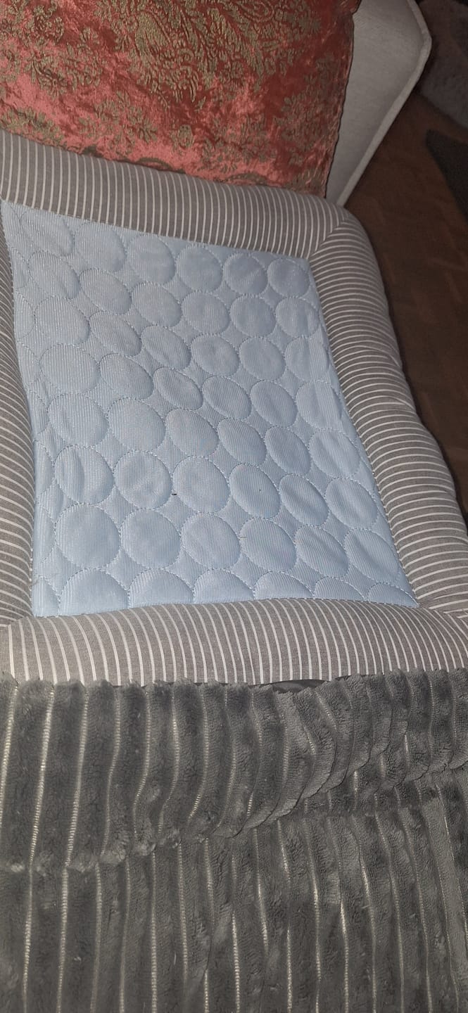 Customer photo review of Emmalove - *Premium* Kühlmatte Für Den Sommer