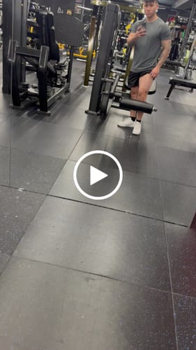 Customer video review of Essential Shorts 5" Inseam