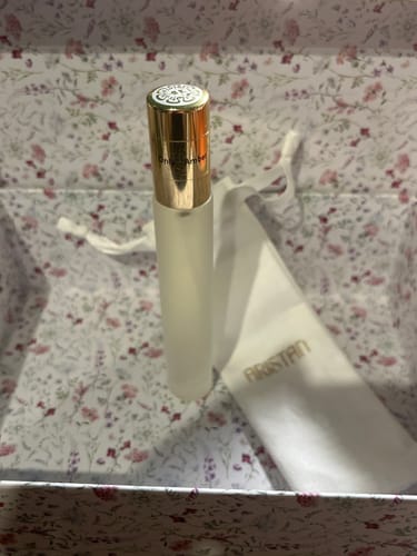 Customer photo review of Only Amber