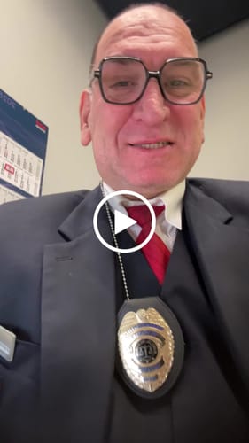 Customer video review of Customizable Badge BA02