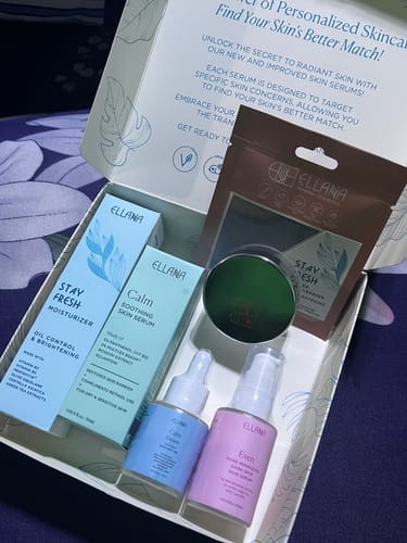 Customer photo review of Stay Fresh Moisturizer Controls Oil and Brightens