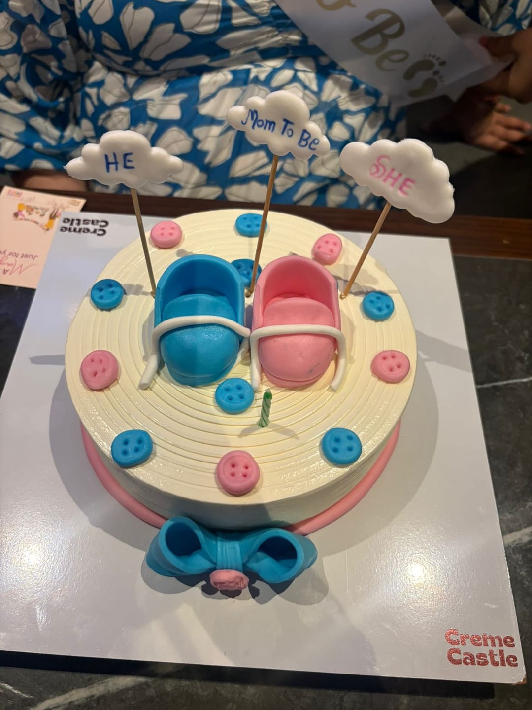 Customer photo review of Baby Shower Shoes Design Cake