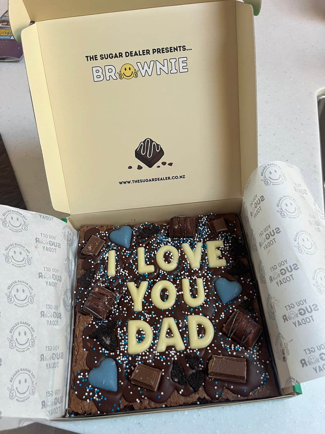 Customer photo review of Custom message fathers day brownie
