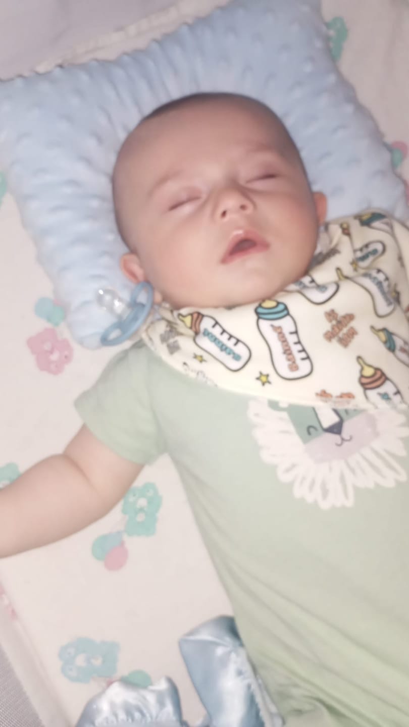 Customer photo review of Bainne Teething Bib