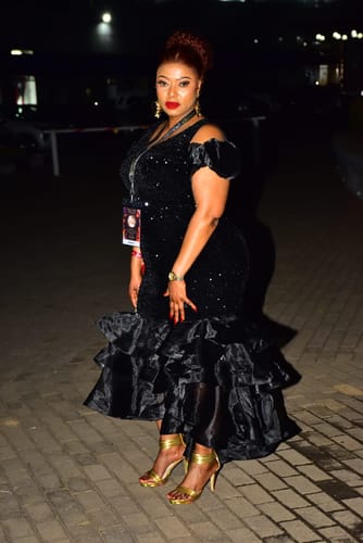 Customer photo review of Services: 360 Customisation/ Prepluck & Bleaching Knots