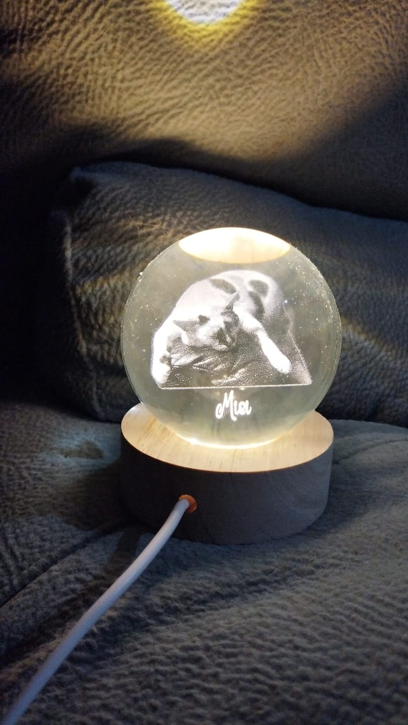 Customer photo review of Esfera de Cristal