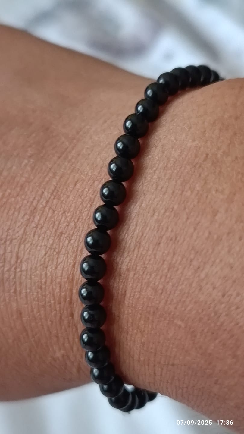 Customer photo review of Pulsera Turmalina negra | 4mm | Limpieza - Protección