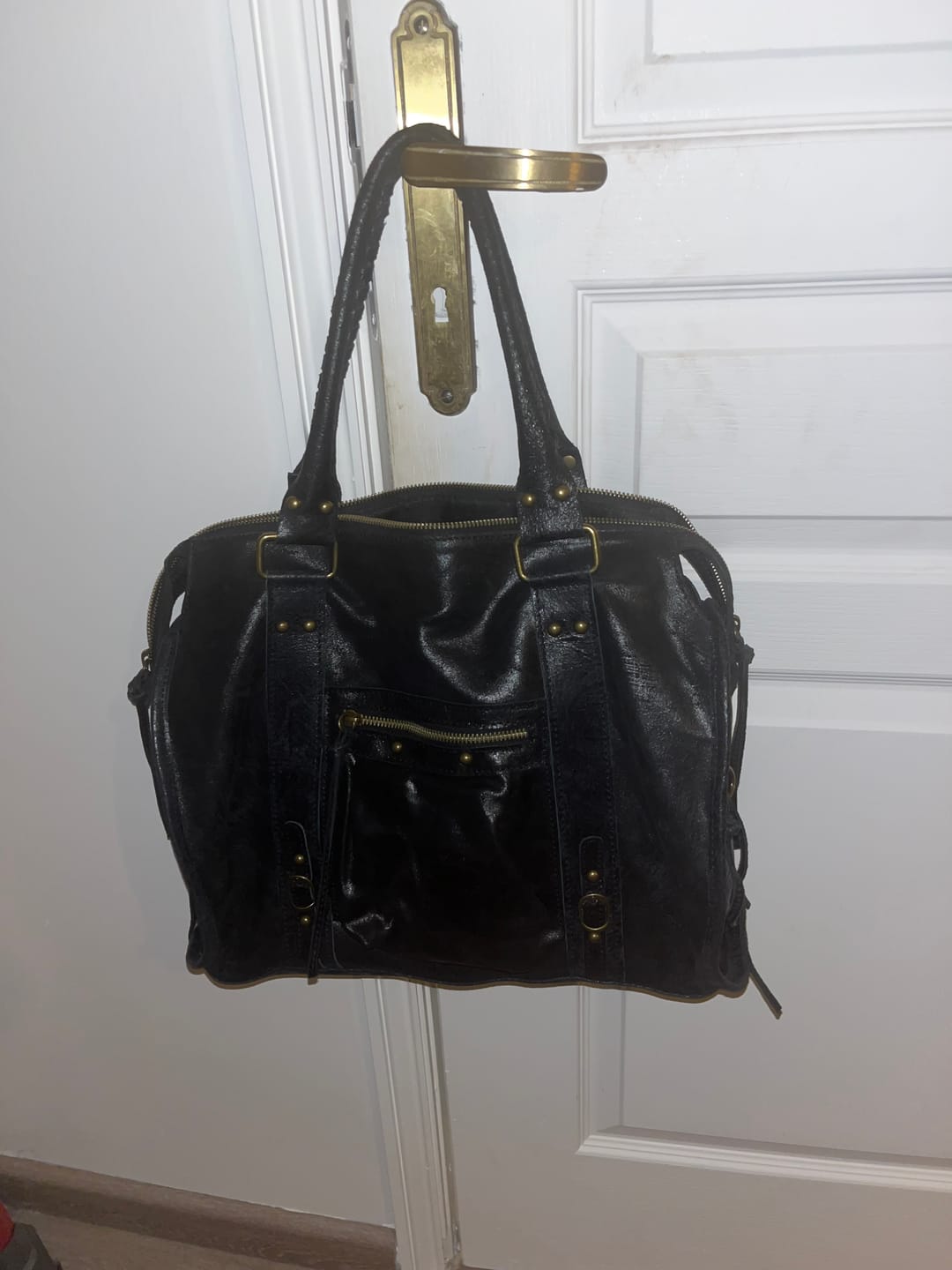Customer photo review of It girl bag black