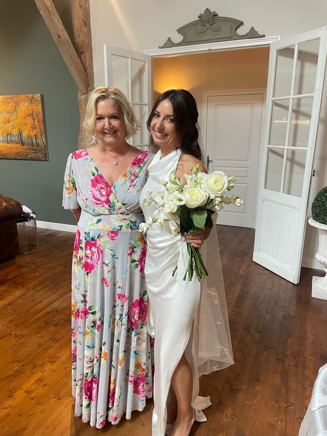 Customer photo review of Isabelle Silver Pink Float Sleeve Maxi Dress