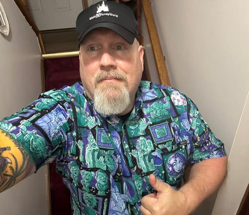 Customer photo review of Disney’s Haunted Mansion “Haunted Houseguests" – KUNUFLEX Short Sleeve Shirt