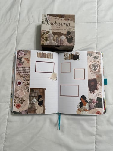 Customer photo review of Bookworm Vol.3 Pre-cut PET Tape + Washi Box Set