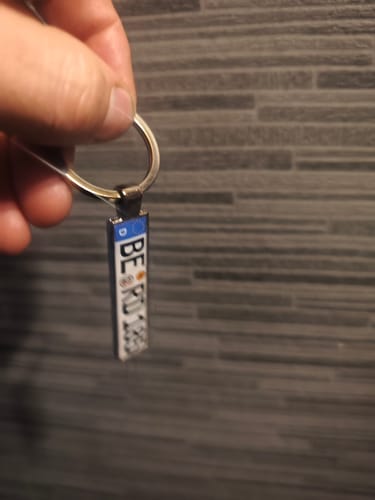 Customer photo review of Kennzeichen Schlüsselanhänger Mini Nummernschild Metall