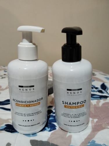 Customer photo review of Pack Shampoo Anticaída + Acondicionador