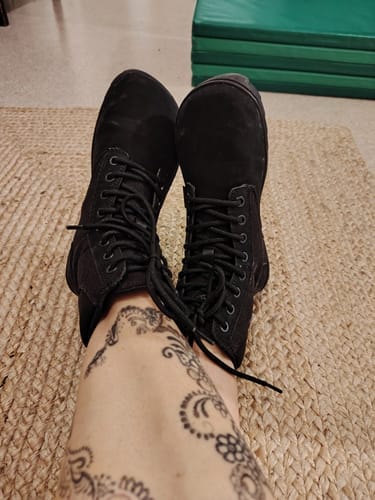 Customer photo review of Vaistoa Hurmos | Casual Barefoot Boots