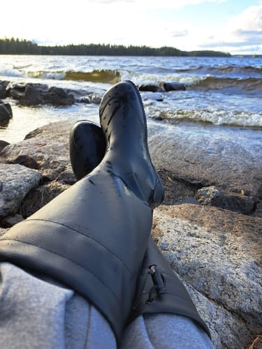 Customer photo review of Vaistoa Katve 2 | Rubber Barefoot Rain Boots