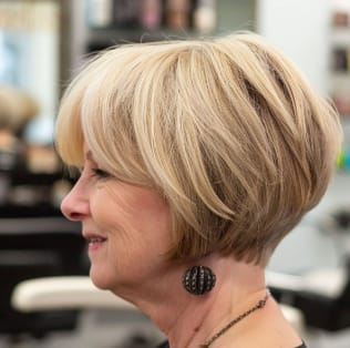 Customer photo review of 2025 New Short Hair Topper For Thinning Hair