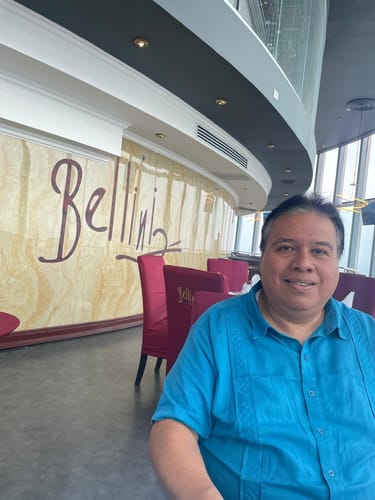 Customer photo review of Menú Golden