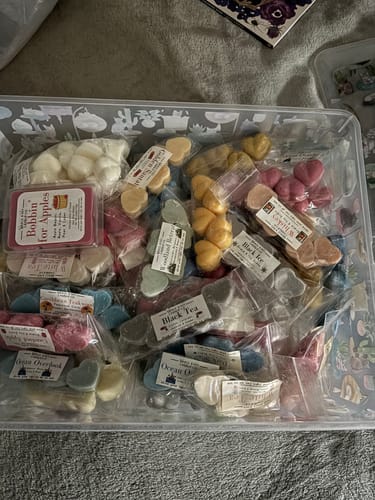 Customer photo review of Heart Tart Soy Wax Melt Bag (Medium Bag - Classic Collection)