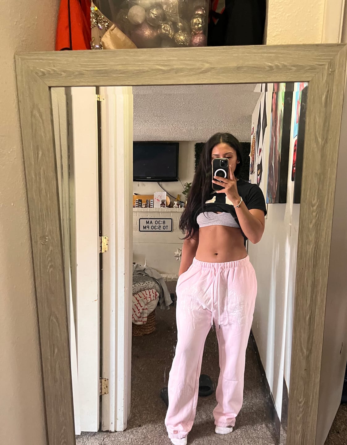 Customer photo review of W257 My eyes are up here Jogger