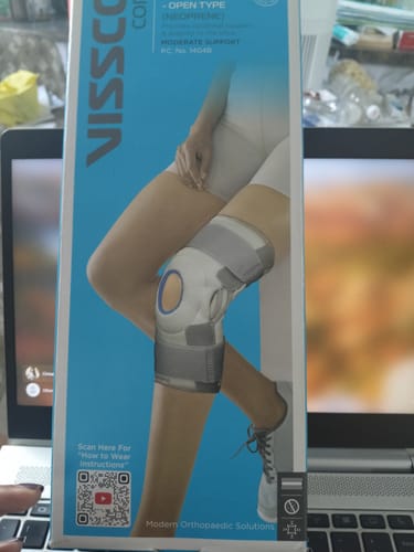 Customer photo review of Neoprene Hinged Knee Stabilizer | Ideal moderate support for knee stability with lateral and medial hinges| Color - Grey (Single Piece)