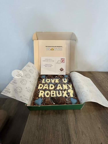 Customer photo review of Custom message fathers day brownie