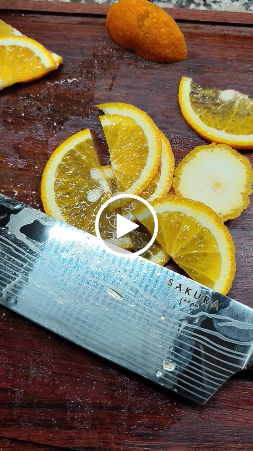 Customer video review of Cuchillo Santoku Sakura Pro Stainless Steel Black Ébano 30 Cms
