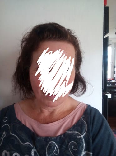 Customer photo review of Instant Dye Shampoo