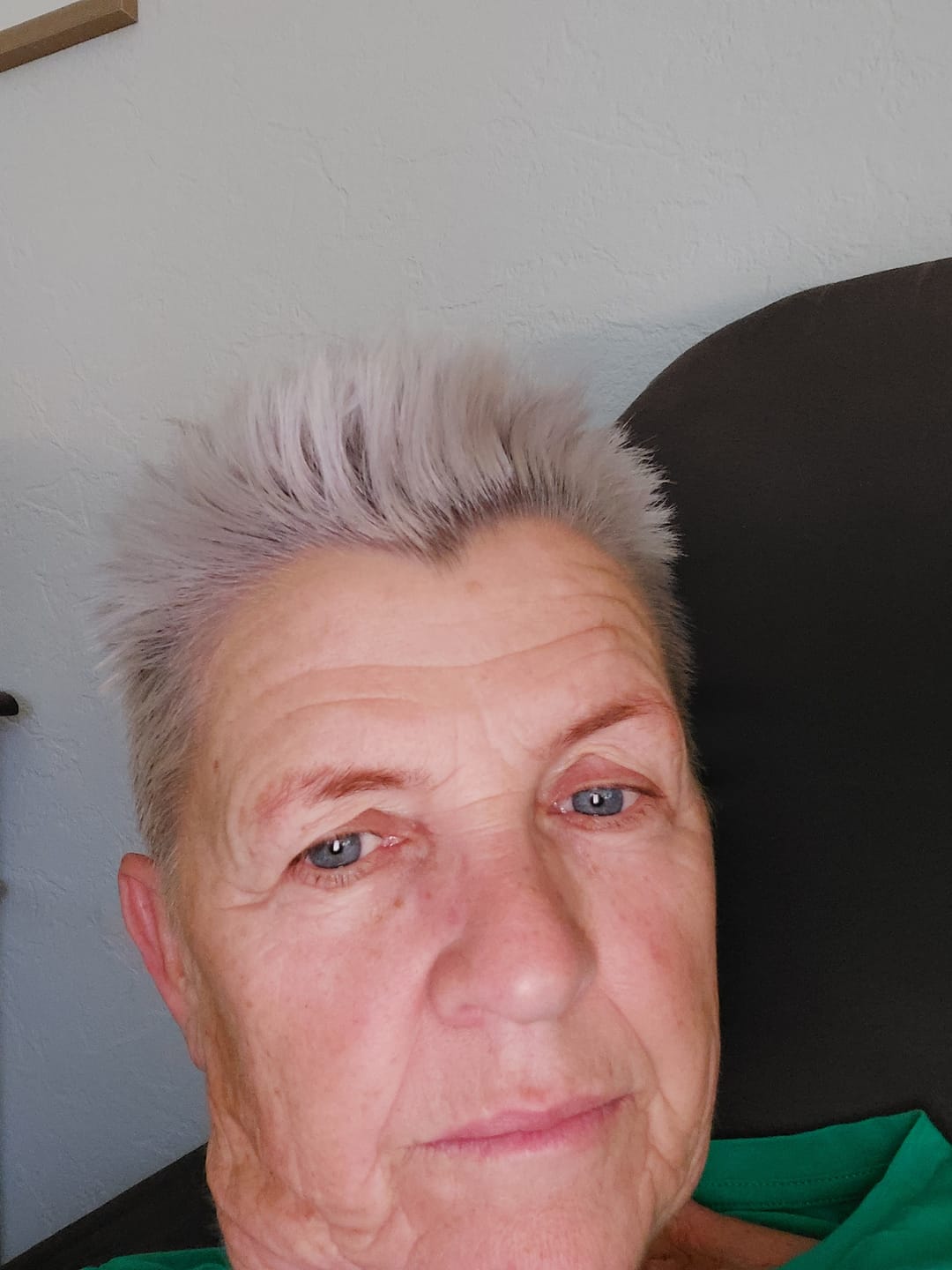 Customer photo review of EYEBAGHACK -  Express Eyelift Effect