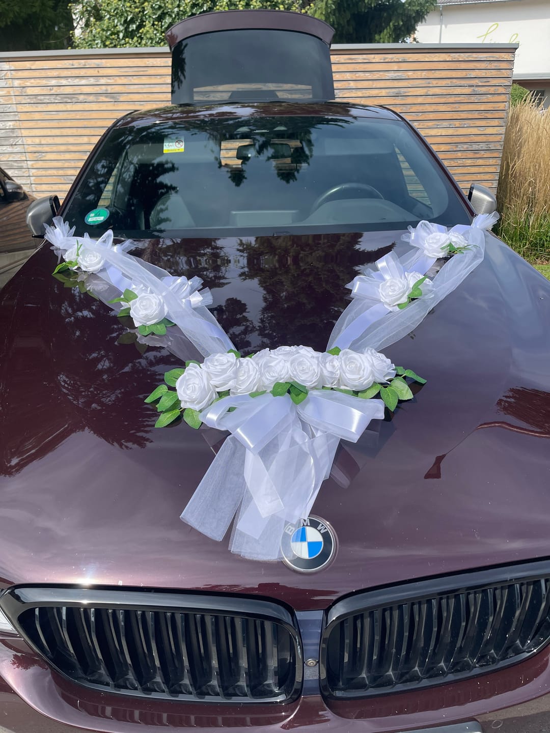 Customer photo review of Auto-Hochzeitsschmuck Motorhaube - DAPHNE