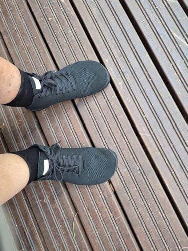 Customer photo review of Vaistoa Iloa Mid | Knitted Barefoot Sneakers