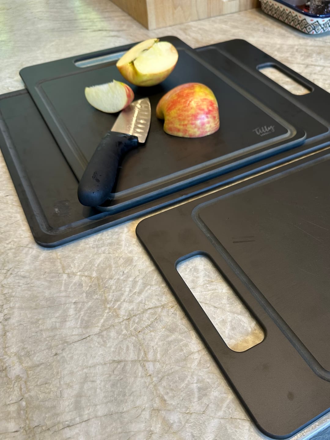 Customer photo review of GrainBond Chopping Board Set - Sustainable & Microplastic-Free