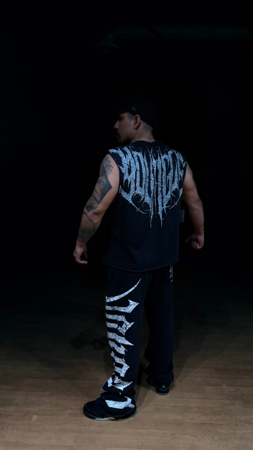 Customer photo review of 3022 - Anarchy Cropped Tanks