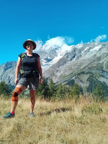 undefined review of Pair of Knee Compression Support Sleeves For Arthritic Pain Relief & Recovery image 1 out of 1